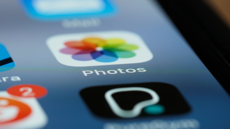 iPhone home screen showing various app icons